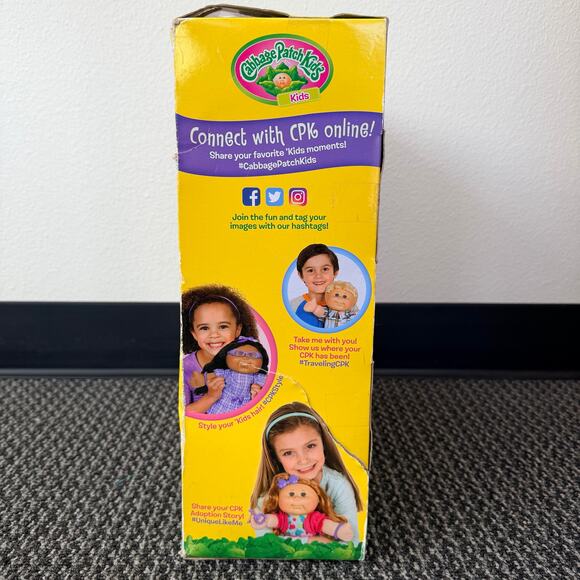 Cabbage Patch Kids Doll Adoptimals with Heartbeat Key 15" Brown Curly Hair NEW - Picture 3 of 11